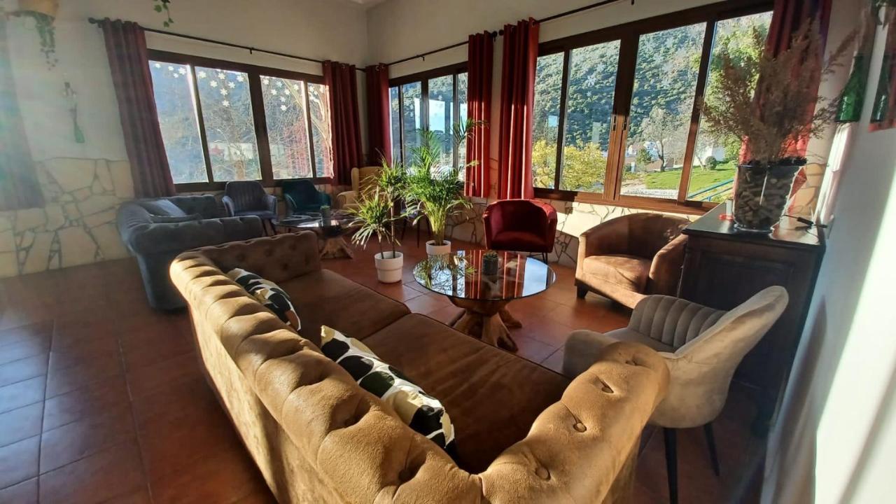 Hotel Rural & Restaurante Camaretas